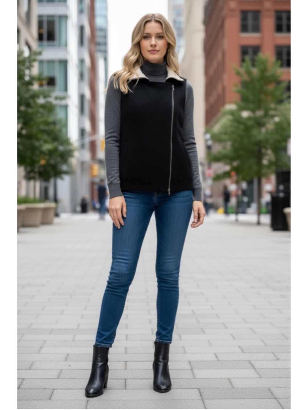 AX Armani Exchange Merino Wool Zip Vest Women’s XXS Black  Minimalist Sleeveless